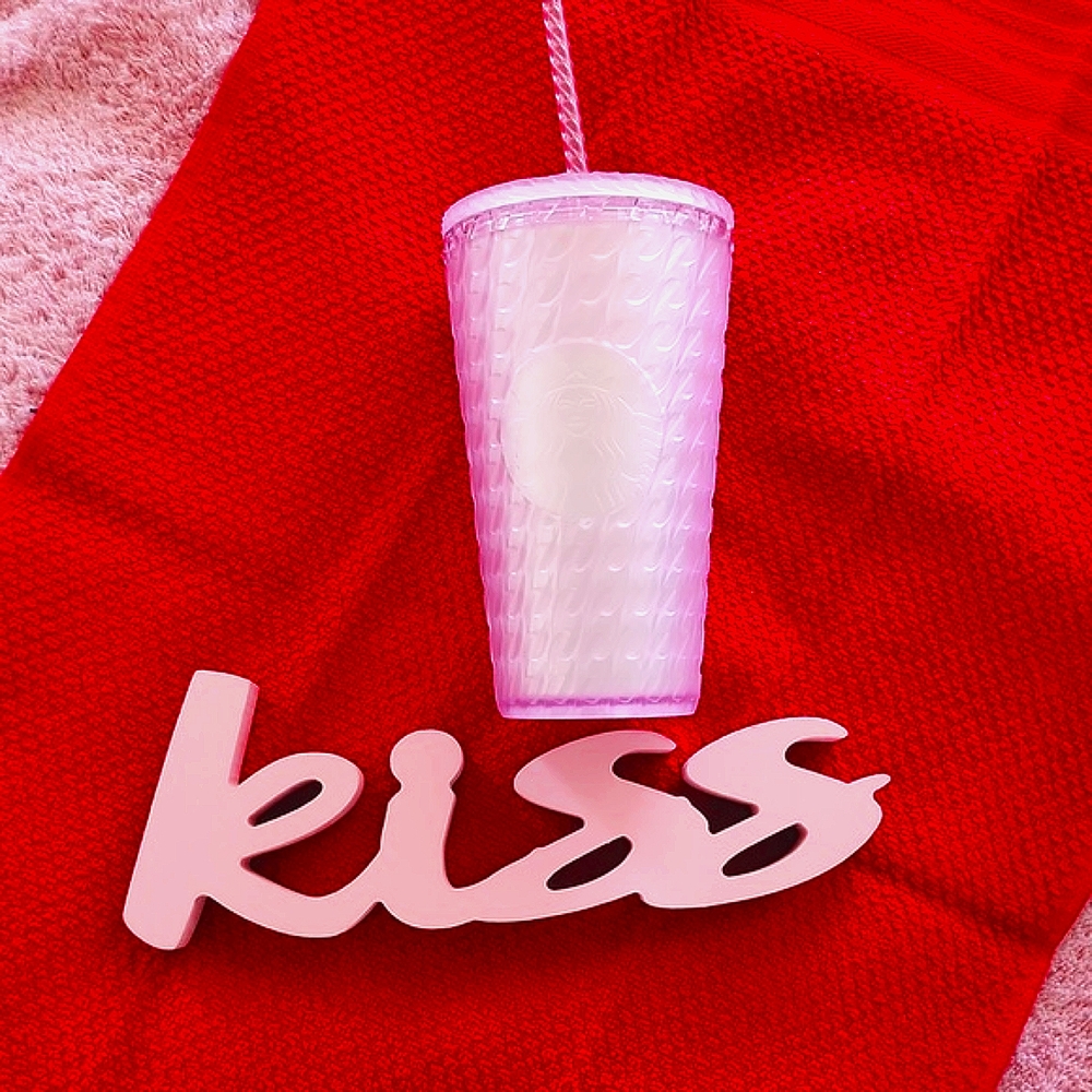 🩷❤Vday Statbucks Tumbler🩷❤